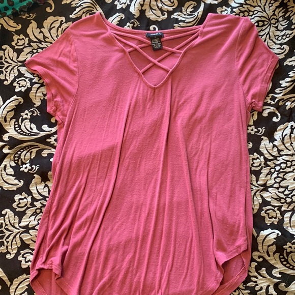 Tops - Picture 1 of 2